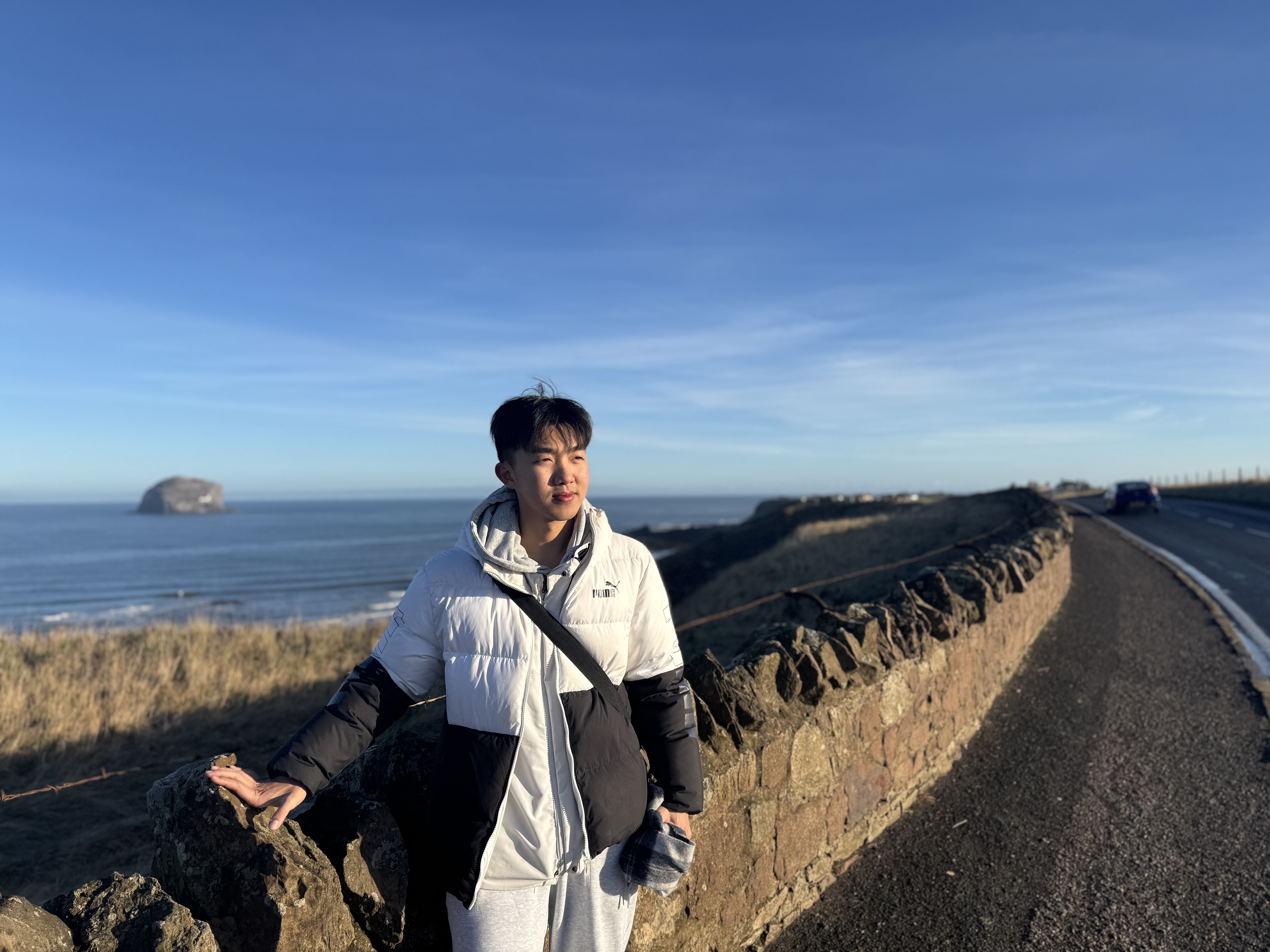 Qixing Liang by the coast